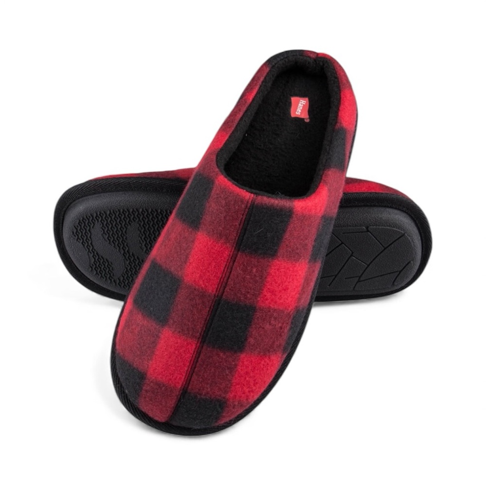 NWT Hanes Men’s ComfortSoft Memory Foam Cozy Slippers